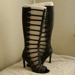 *NEW/NEVER WORN* Black Knee High Gladiator Heels